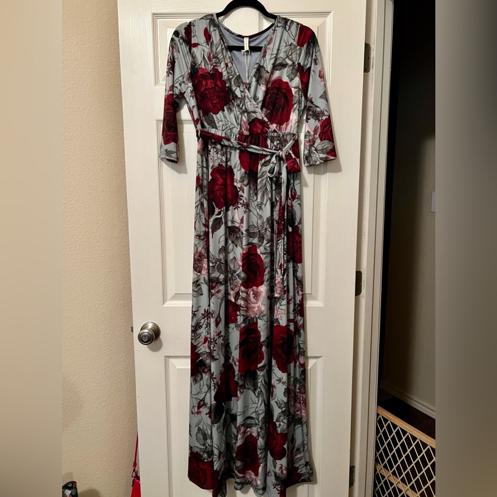 *NEW* Pink Blush Maternity 3/4 Sleeve Maxi Dress